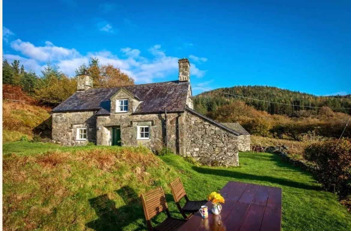 Tyn Y Simdde - Secluded Mountain Stay - Stunning Views Of Eryri Долгеллау Экстерьер фото