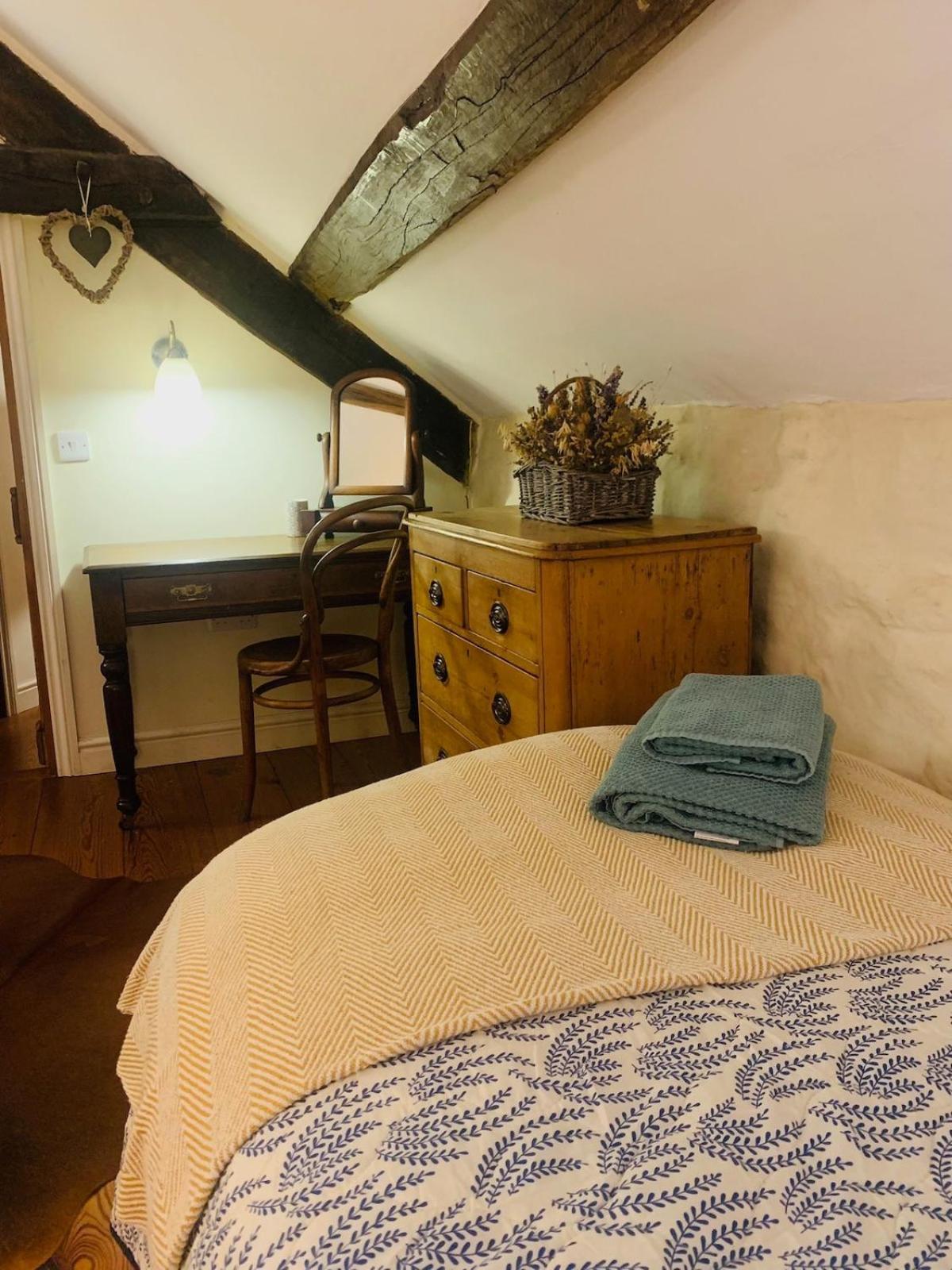 Tyn Y Simdde - Secluded Mountain Stay - Stunning Views Of Eryri Долгеллау Экстерьер фото